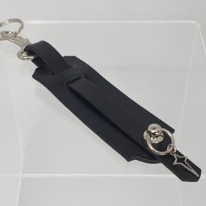 cleric emblem porte clefs en cuir véritable noir