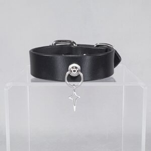 Cleric Wristband – bracelet manchette en cuir