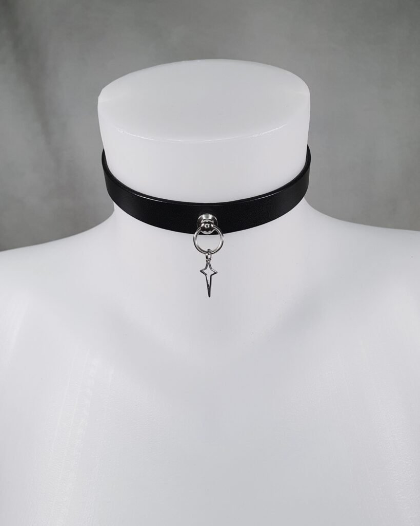 cleric choker collier ras du cou en cuir
