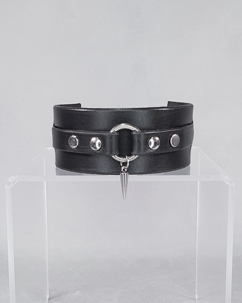 rogue wristband bracelet manchette en cuir