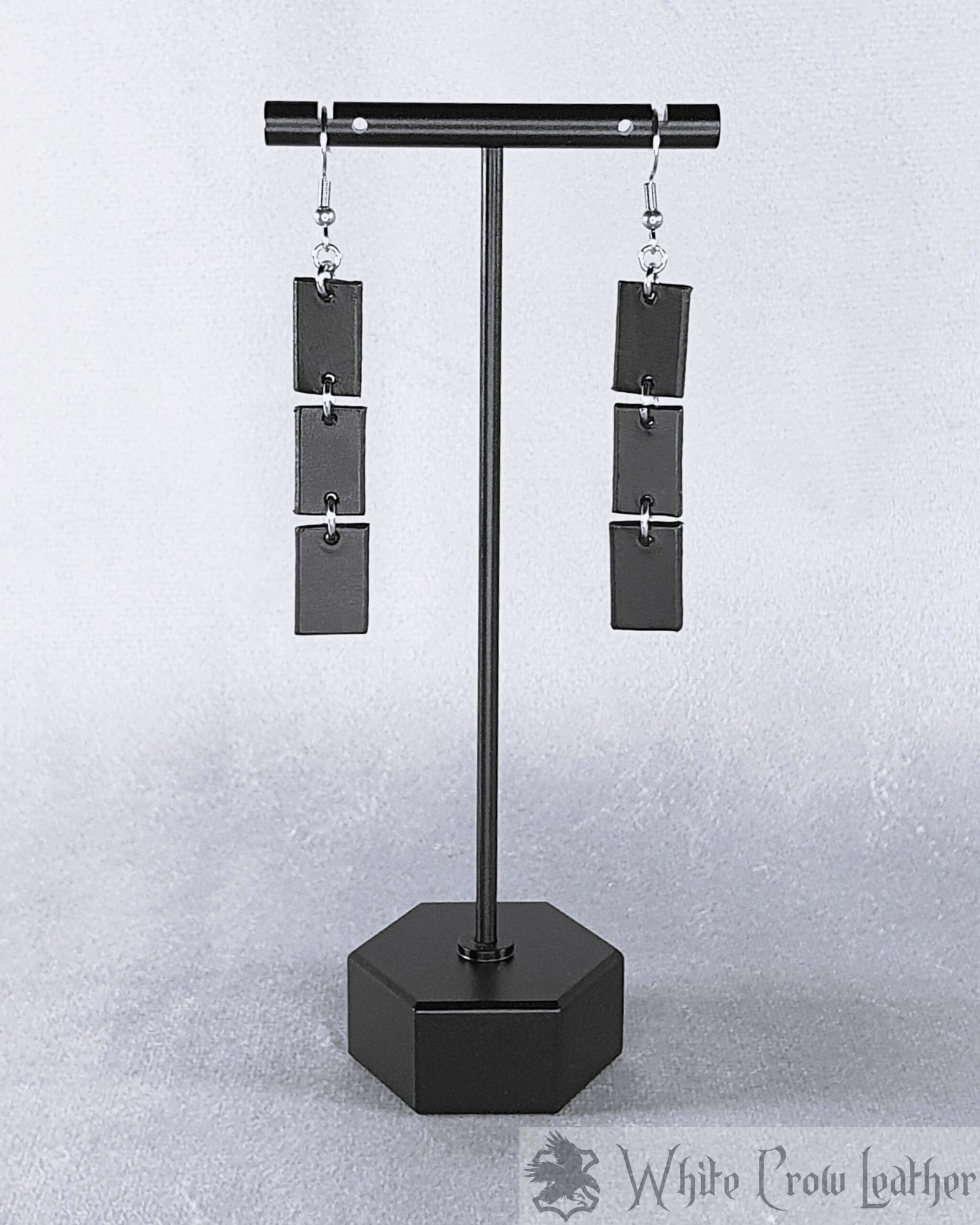 Shaman earrings - boucles d'oreilles en cuir et en acier – Image 2