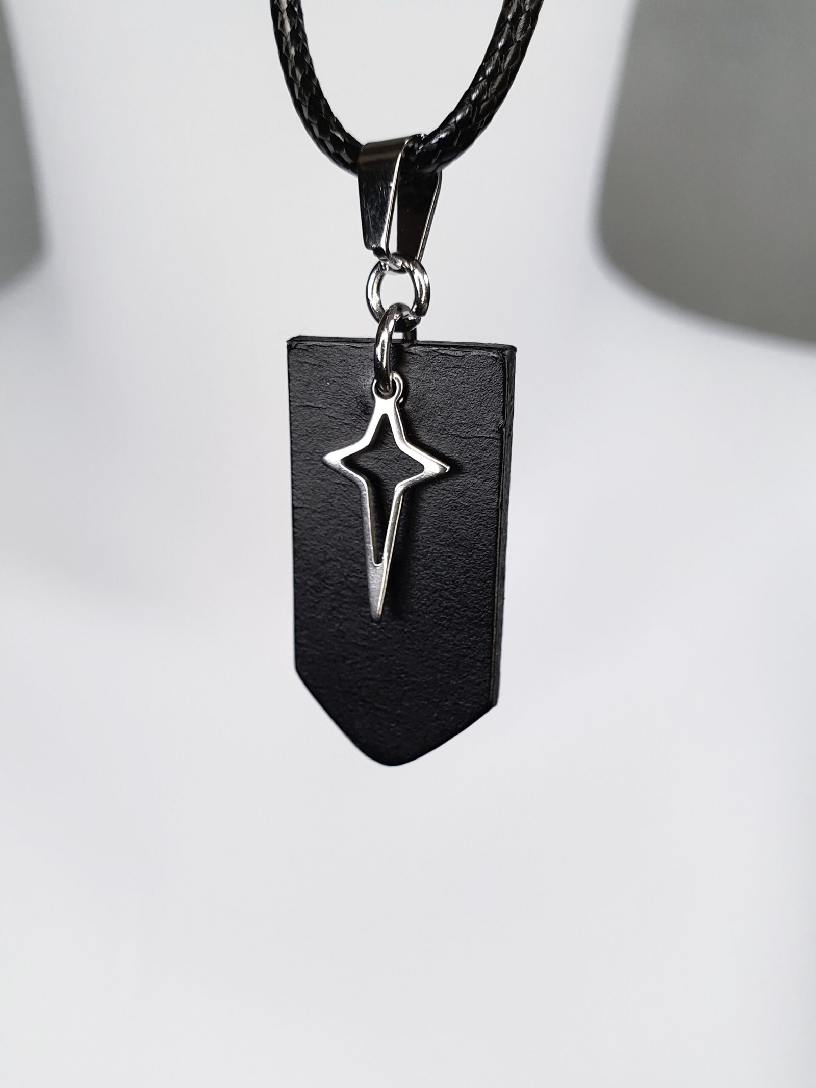 Cleric Necklace - collier sautoir – Image 3