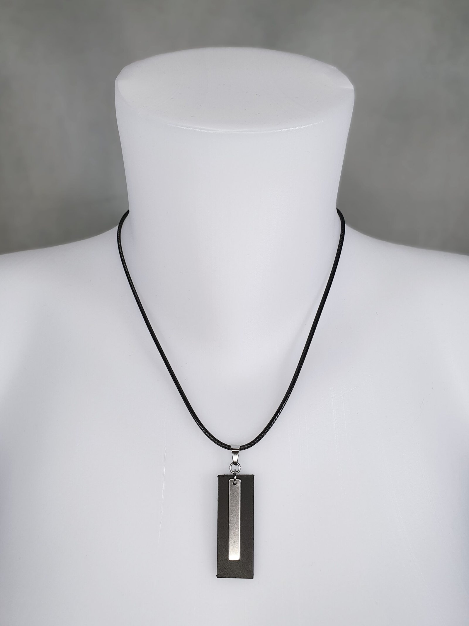 Paladin Necklace Light - collier sautoir